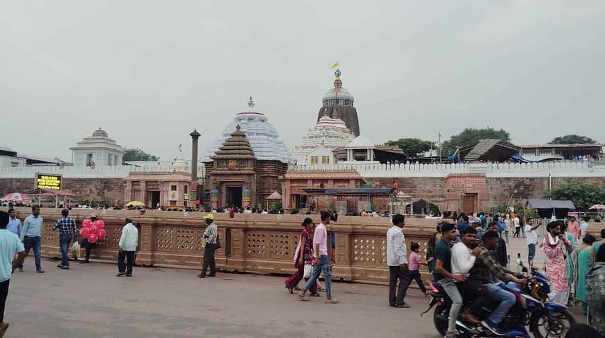Puri Tour Package